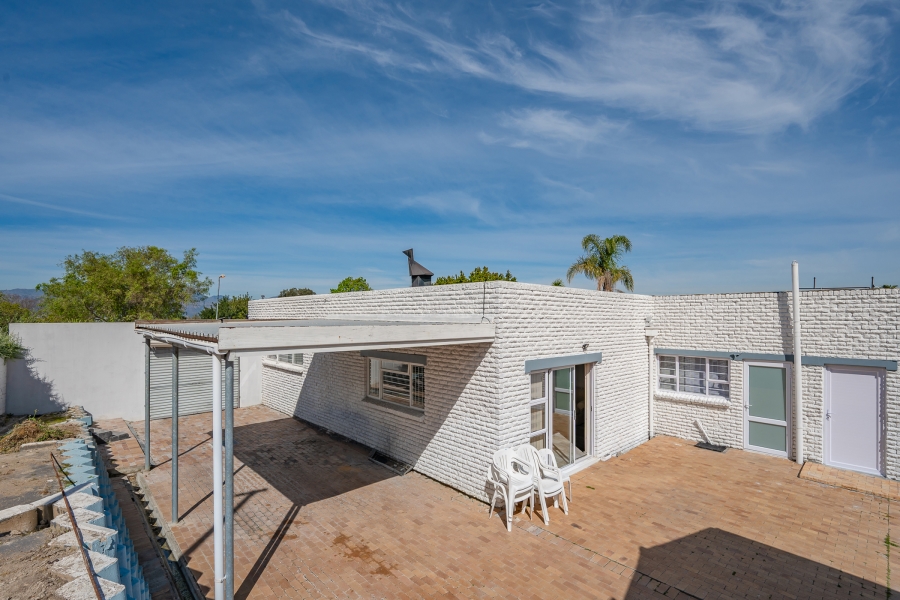 4 Bedroom Property for Sale in Briza Western Cape